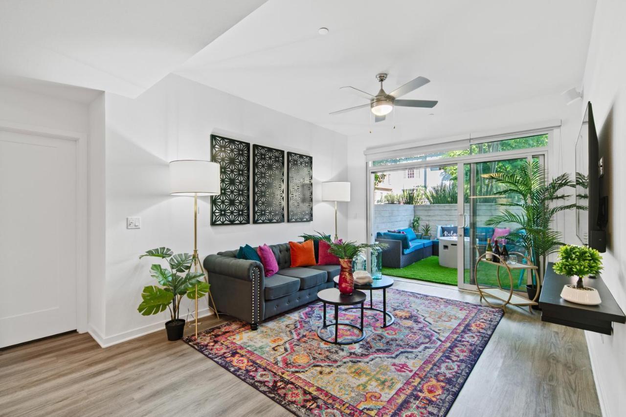 Fairfax District Chic City Oasis 2 Bedroom Apt With Den 136 Los Angeles Exteriör bild