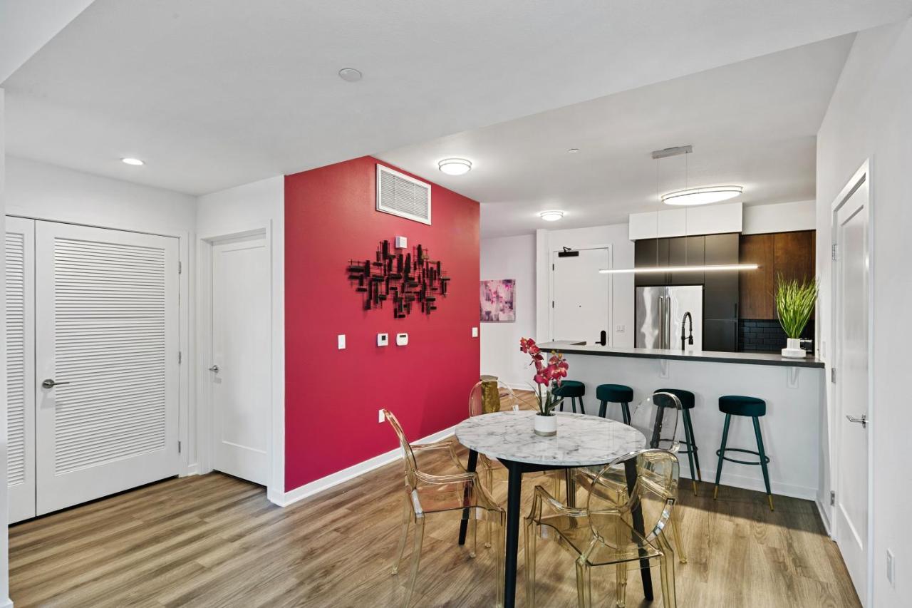 Fairfax District Chic City Oasis 2 Bedroom Apt With Den 136 Los Angeles Exteriör bild