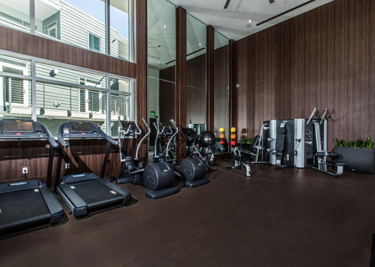 Fairfax District Chic City Oasis 2 Bedroom Apt With Den 136 Los Angeles Exteriör bild